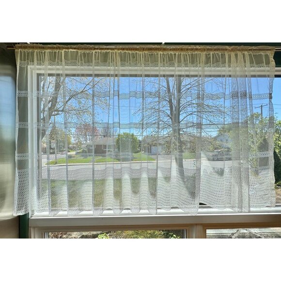 Vintage 70s curtain, creamy off-white mesh, vertical ajouré mesh, rod head panel - Picture 4 of 9